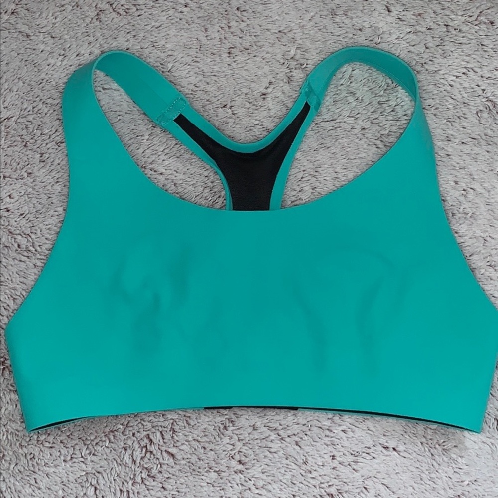 NWOT Lululemon Seamless Itty Bracer Racerback